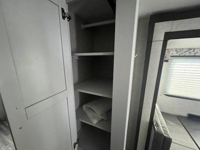 2020 Keystone RV 2020 Keystone RV Bullet Ultra Lite Series - thumbnail 23