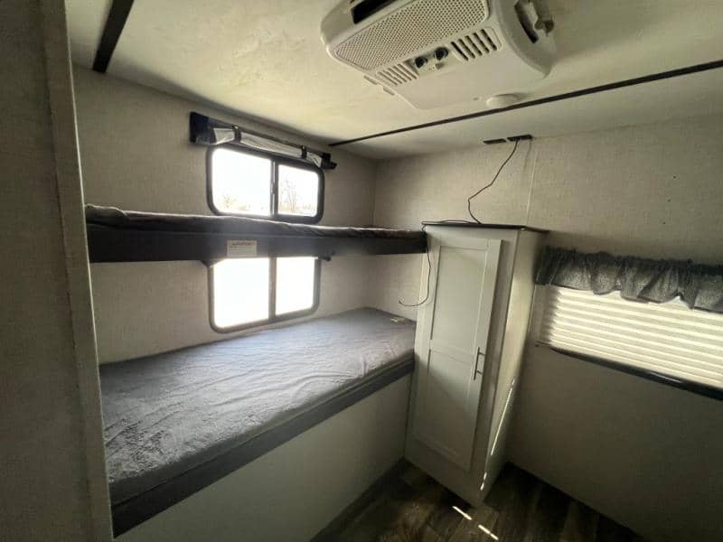 2020 Keystone RV 2020 Keystone RV Bullet Ultra Lite Series - thumbnail 42