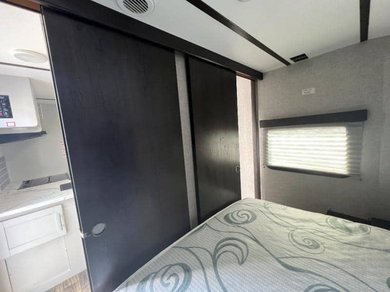 2020 Keystone RV 2020 Keystone RV Bullet Ultra Lite Series - thumbnail 65