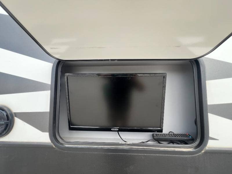 2020 Keystone RV 2020 Keystone RV Fuzion - thumbnail 8