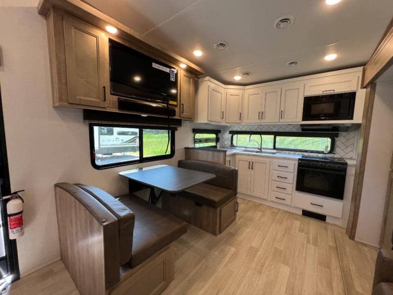2025 Keystone RV 2025 Keystone RV Arcadia Super Lite - thumbnail 15
