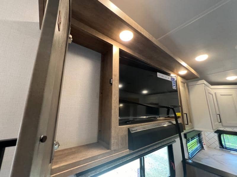 2025 Keystone RV 2025 Keystone RV Arcadia Super Lite - thumbnail 32