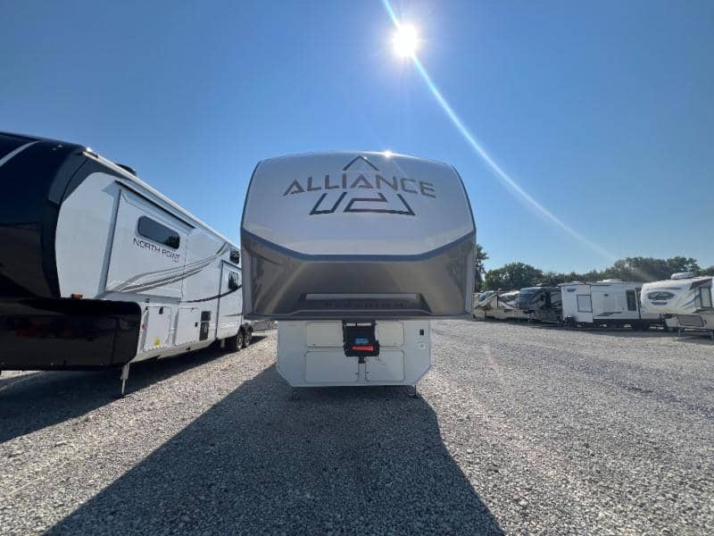 2025 Alliance RV 2025 Alliance RV Paradigm - thumbnail 7
