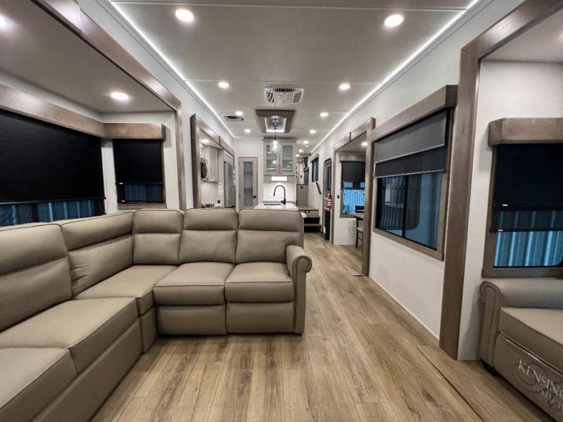 2025 Alliance RV 2025 Alliance RV Paradigm - thumbnail 11