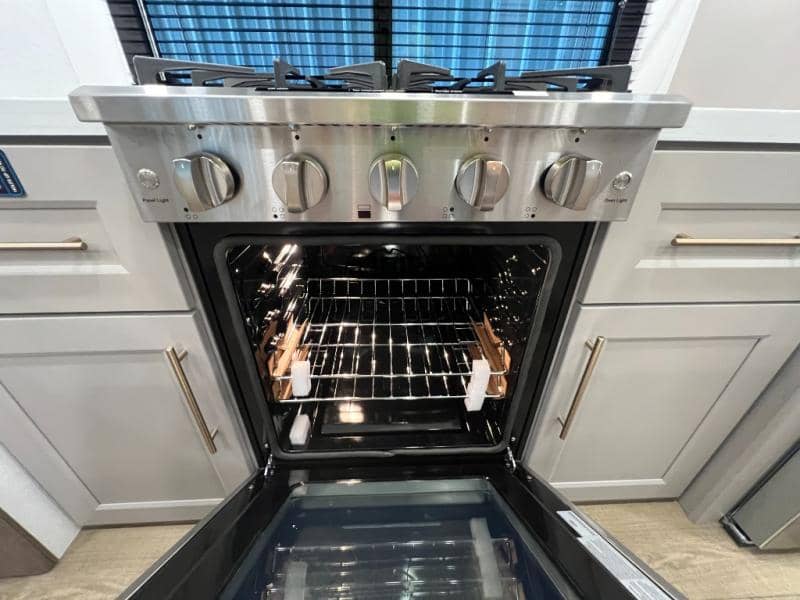 2025 Alliance RV 2025 Alliance RV Paradigm - thumbnail 29