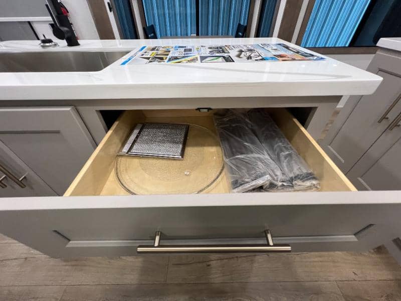 2025 Alliance RV 2025 Alliance RV Paradigm - thumbnail 33