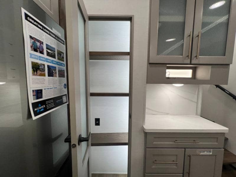 2025 Alliance RV 2025 Alliance RV Paradigm - thumbnail 35