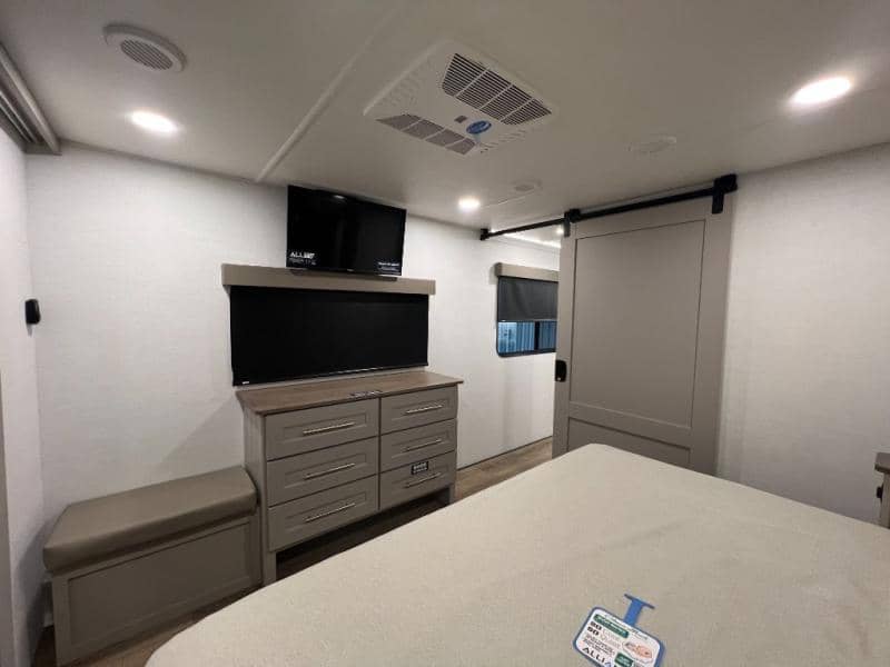 2025 Alliance RV 2025 Alliance RV Paradigm - thumbnail 60