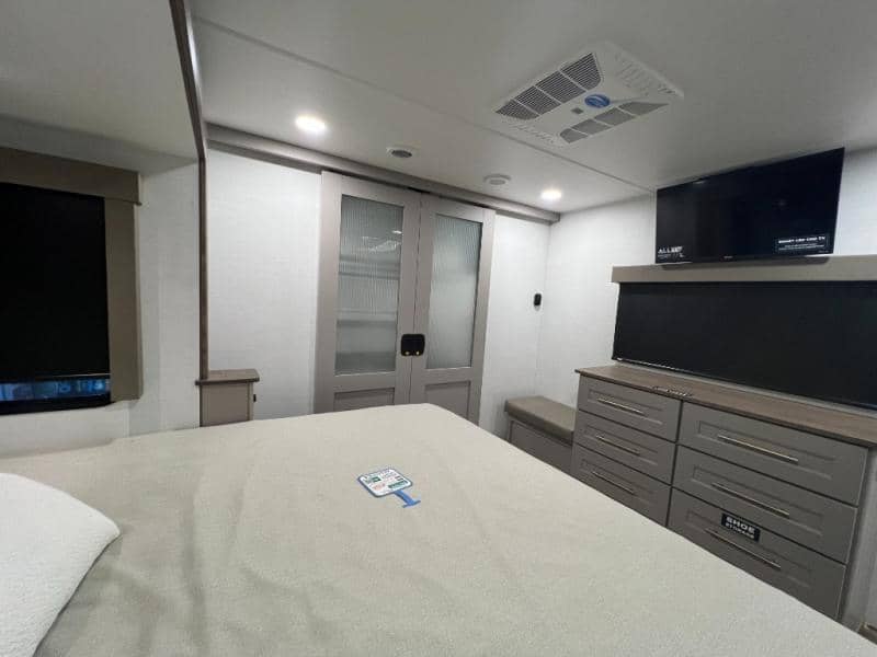 2025 Alliance RV 2025 Alliance RV Paradigm - thumbnail 61