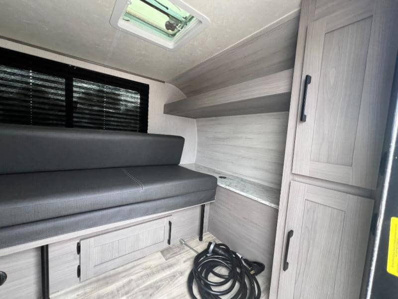 2023 Dutchmen 2023 Dutchmen Coleman - thumbnail 6