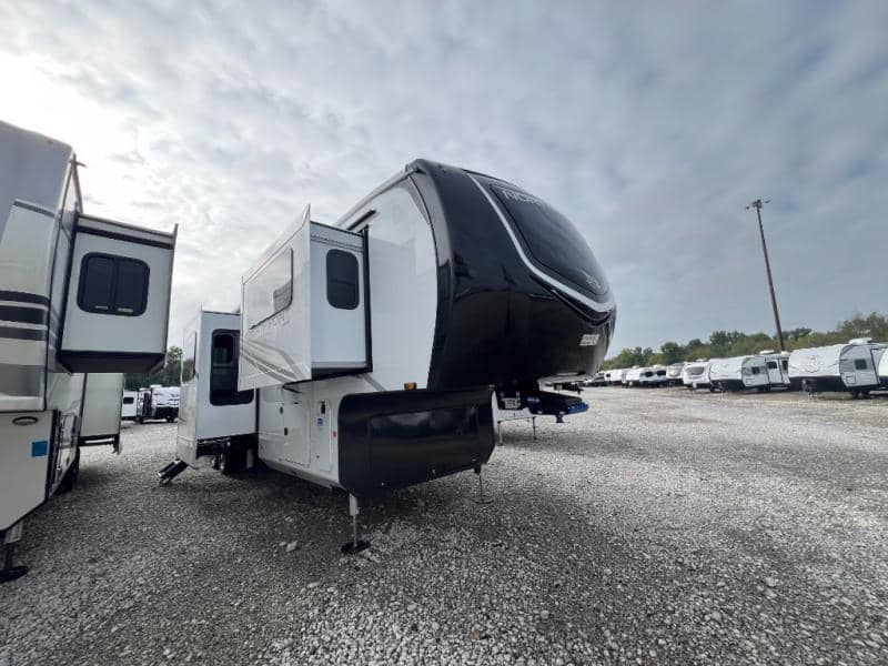 2025 Jayco 2025 Jayco North Point - thumbnail 3