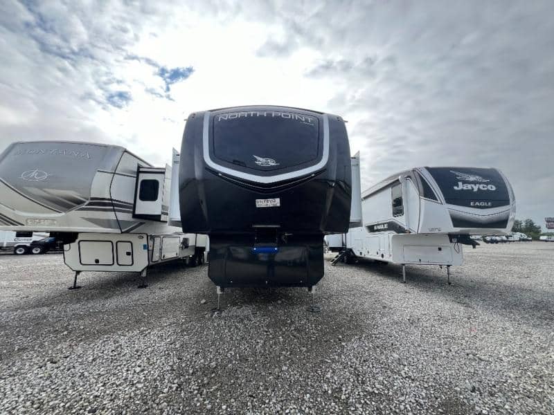 2025 Jayco 2025 Jayco North Point - thumbnail 4