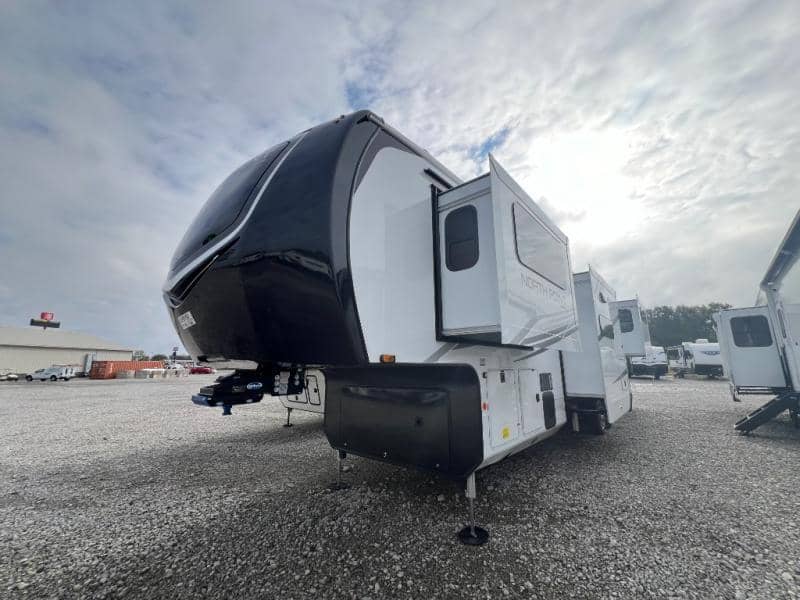 2025 Jayco 2025 Jayco North Point - thumbnail 5