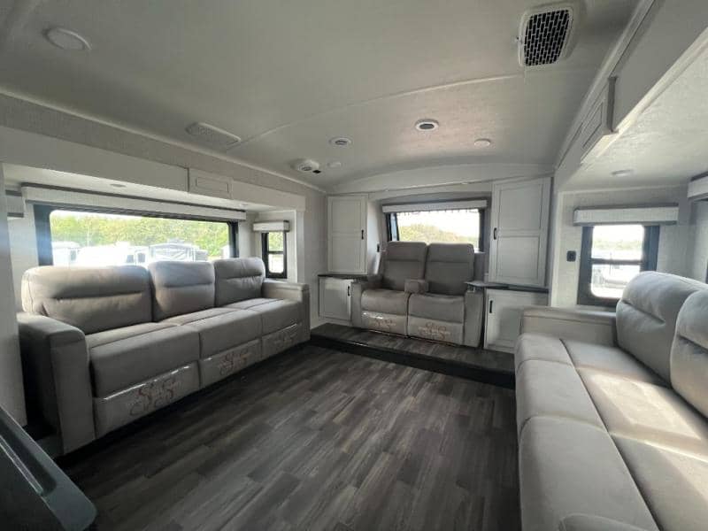 2025 Jayco 2025 Jayco North Point - thumbnail 19