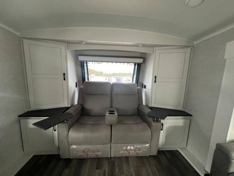 2025 Jayco 2025 Jayco North Point - thumbnail 21