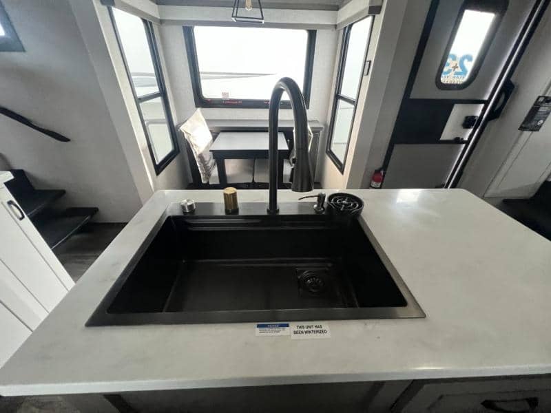 2025 Jayco 2025 Jayco North Point - thumbnail 38