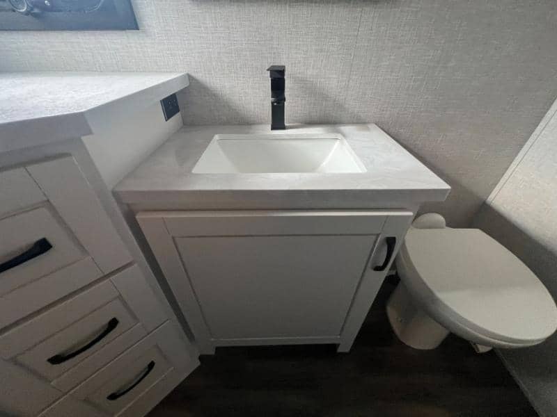 2025 Jayco 2025 Jayco North Point - thumbnail 61