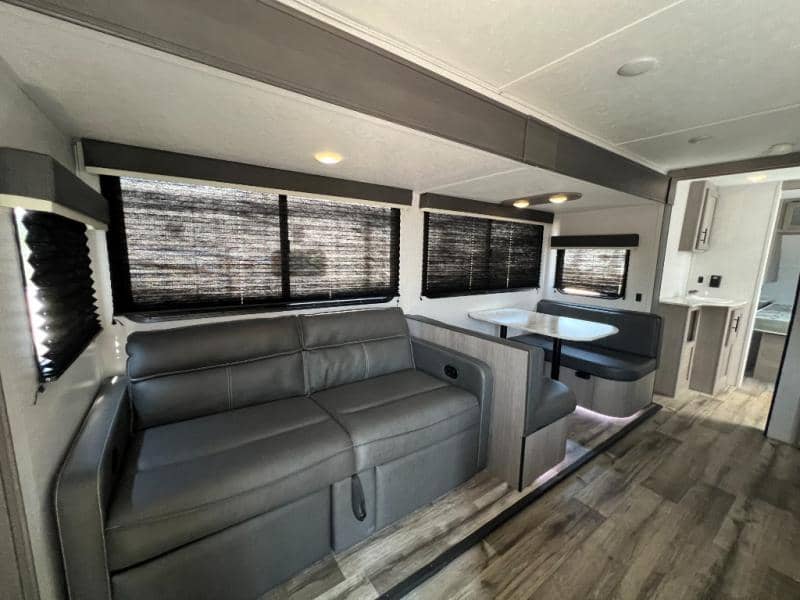 2022 Dutchmen 2022 Dutchmen Coleman Light - thumbnail 4