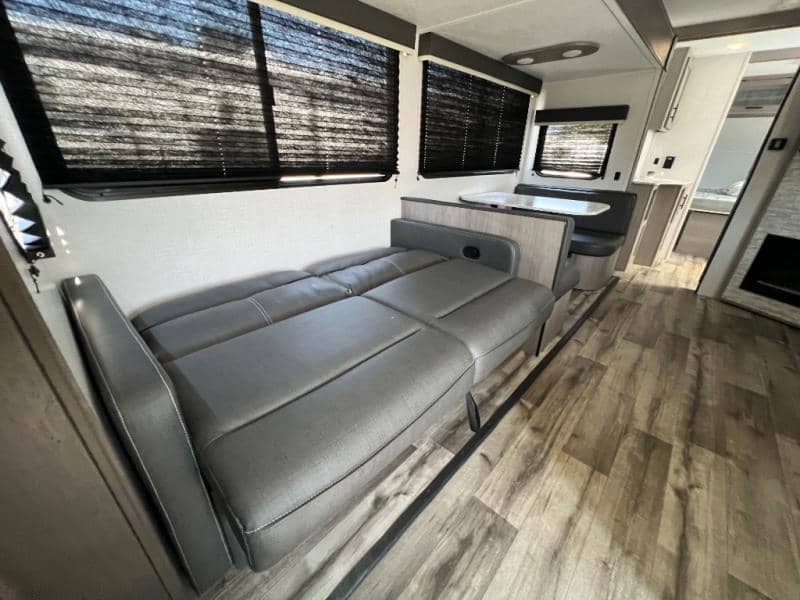 2022 Dutchmen 2022 Dutchmen Coleman Light - thumbnail 5