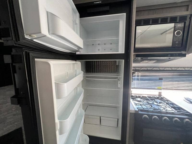 2022 Dutchmen 2022 Dutchmen Coleman Light - thumbnail 11