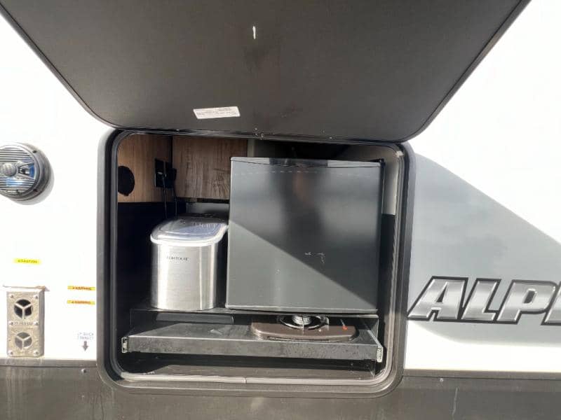 2023 Forest River 2023 Forest River Cherokee Alpha Wolf - thumbnail 37