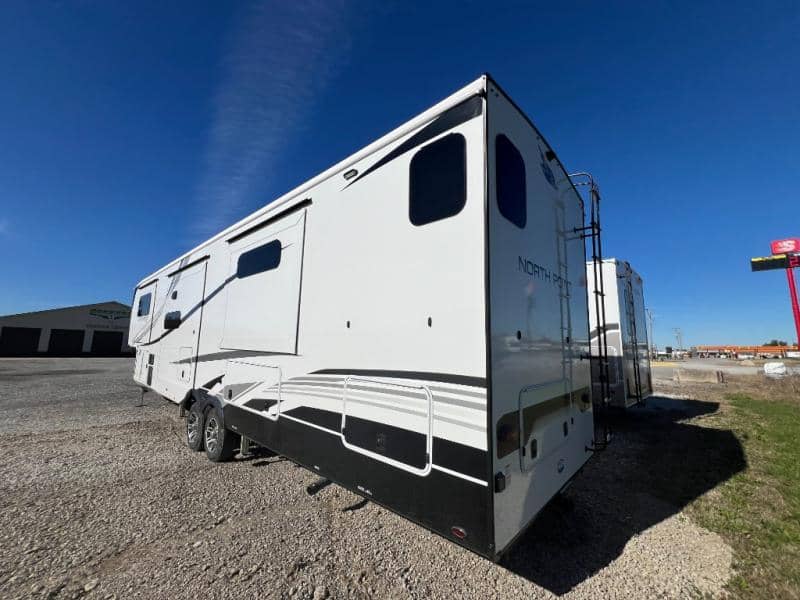 2025 Jayco 2025 Jayco North Point - thumbnail 7