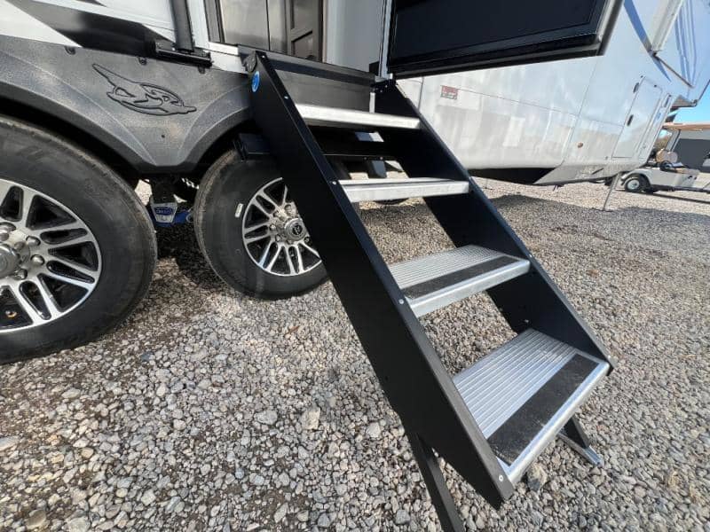 2025 Jayco 2025 Jayco North Point - thumbnail 8