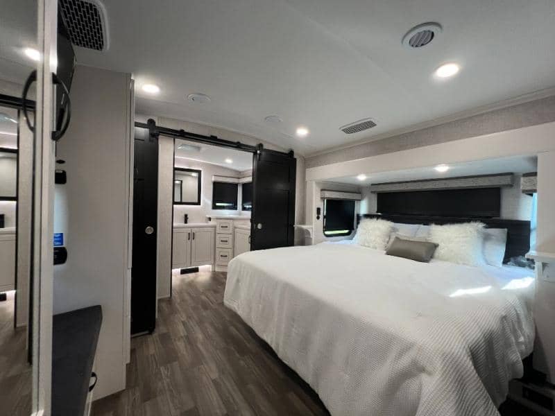 2025 Jayco 2025 Jayco North Point - thumbnail 57