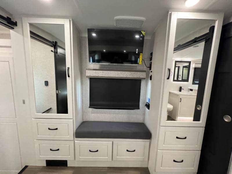 2025 Jayco 2025 Jayco North Point - thumbnail 60