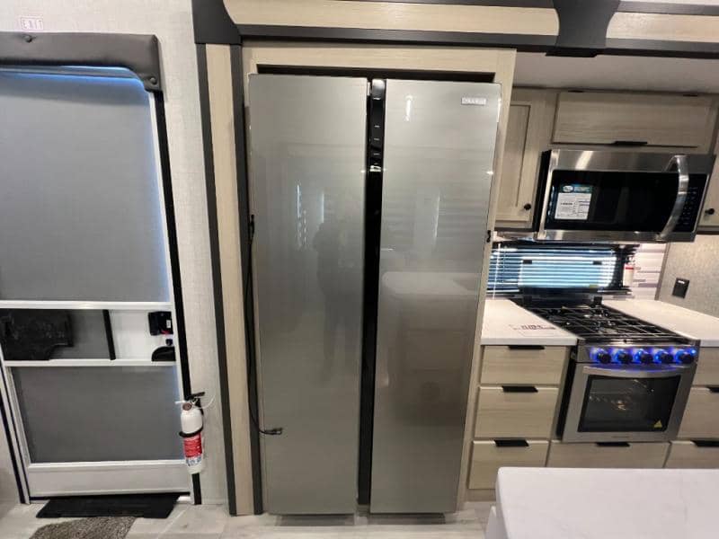 2025 Forest River 2025 Forest River Wildcat - thumbnail 16