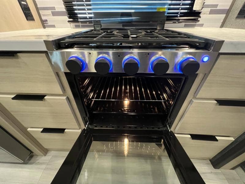 2025 Forest River 2025 Forest River Wildcat - thumbnail 24