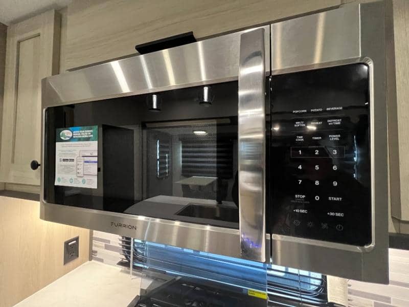 2025 Forest River 2025 Forest River Wildcat - thumbnail 26