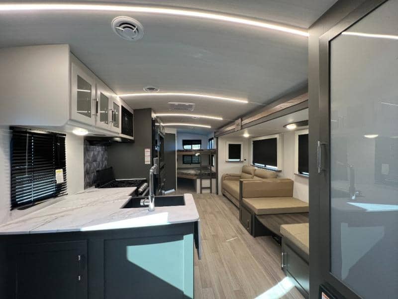 2025 Keystone RV 2025 Keystone RV Bullet Crossfire - thumbnail 11