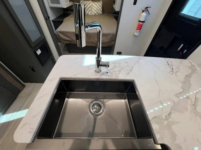 2025 Keystone RV 2025 Keystone RV Bullet Crossfire - thumbnail 13