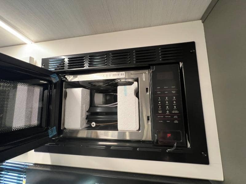 2025 Keystone RV 2025 Keystone RV Bullet Crossfire - thumbnail 19