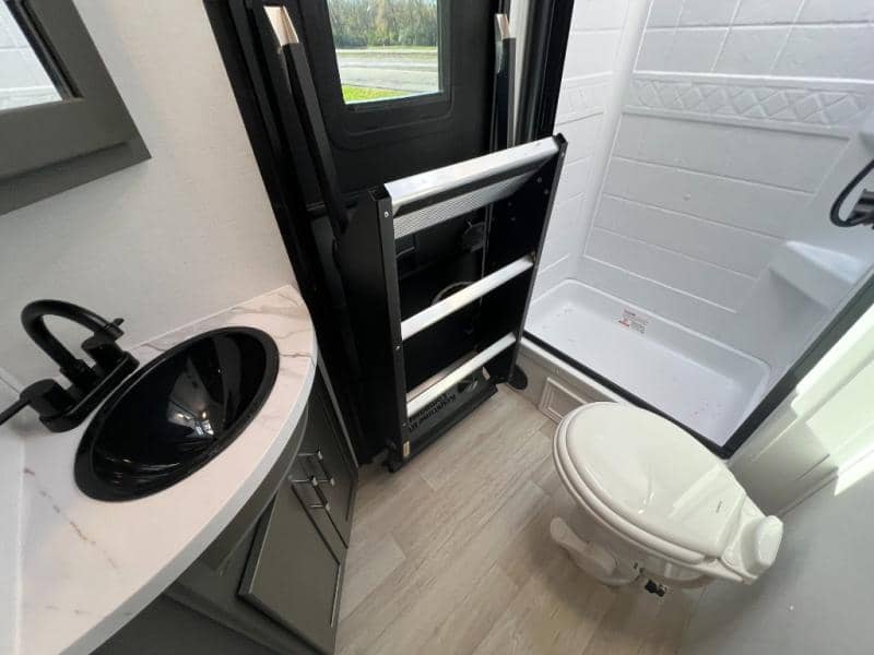 2025 Keystone RV 2025 Keystone RV Bullet Crossfire - thumbnail 41