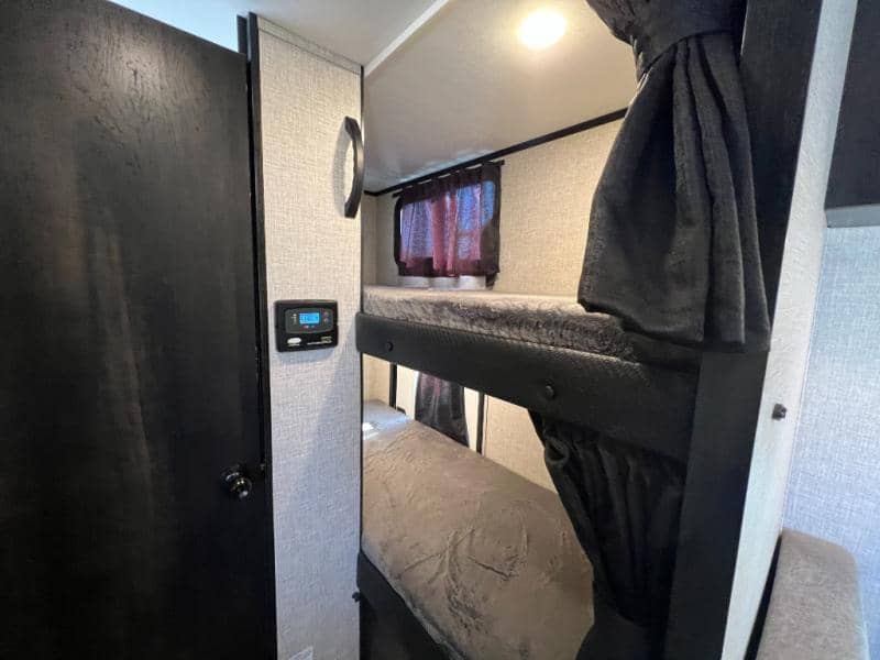 2022 Jayco 2022 Jayco Jay Feather - thumbnail 24