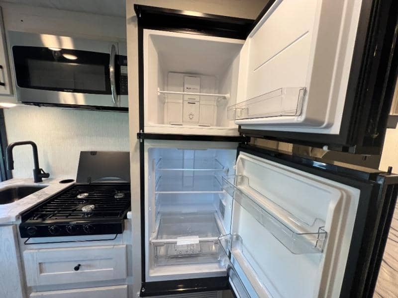 2025 NeXus RV 2025 NeXus RV Triumph Sport - thumbnail 23