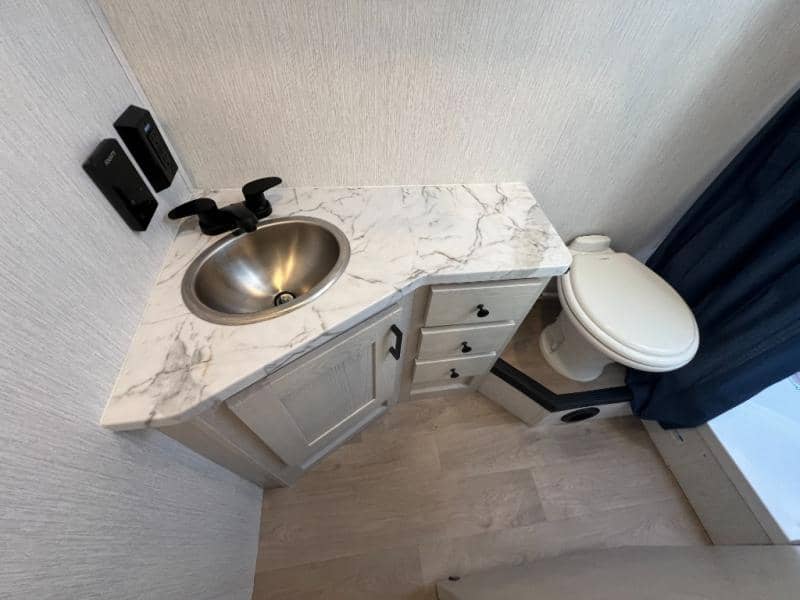 2025 NeXus RV 2025 NeXus RV Triumph Sport Series - thumbnail 34