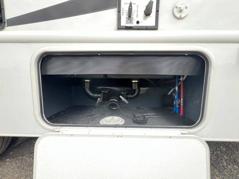 2025 NeXus RV 2025 NeXus RV Triumph Sport Series - thumbnail 9