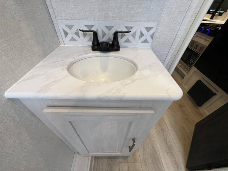 2025 Forest River 2025 Forest River Surveyor Legend - thumbnail 32