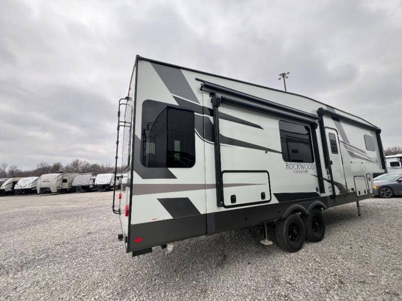 2025 Forest River 2025 Forest River Rockwood Signature - thumbnail 5