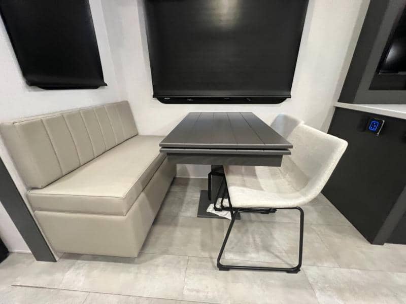 2025 Forest River 2025 Forest River Rockwood Signature - thumbnail 16