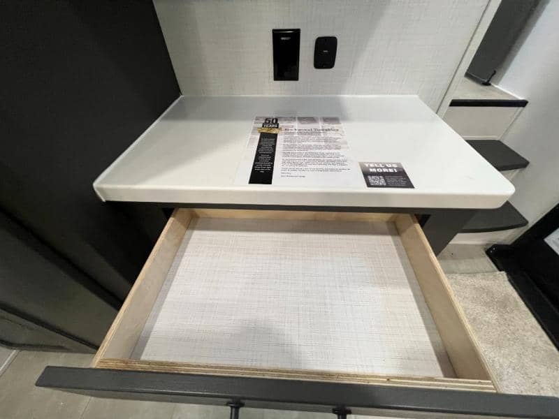 2025 Forest River 2025 Forest River Rockwood Signature - thumbnail 38