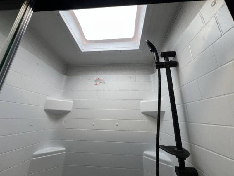 2025 Forest River 2025 Forest River Rockwood Signature - thumbnail 43