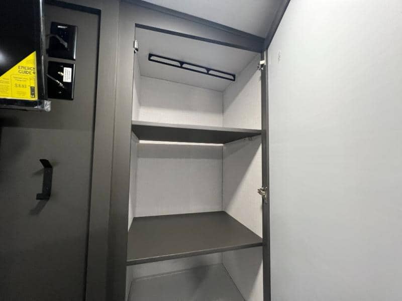 2025 Forest River 2025 Forest River Rockwood Signature - thumbnail 51