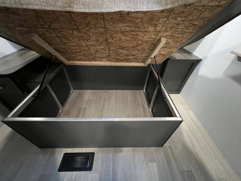 2025 Keystone RV 2025 Keystone RV Bullet Crossfire - thumbnail 33