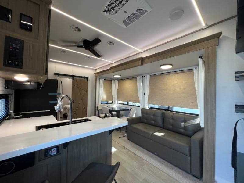 2025 Forest River 2025 Forest River Forest River Salem - thumbnail 6