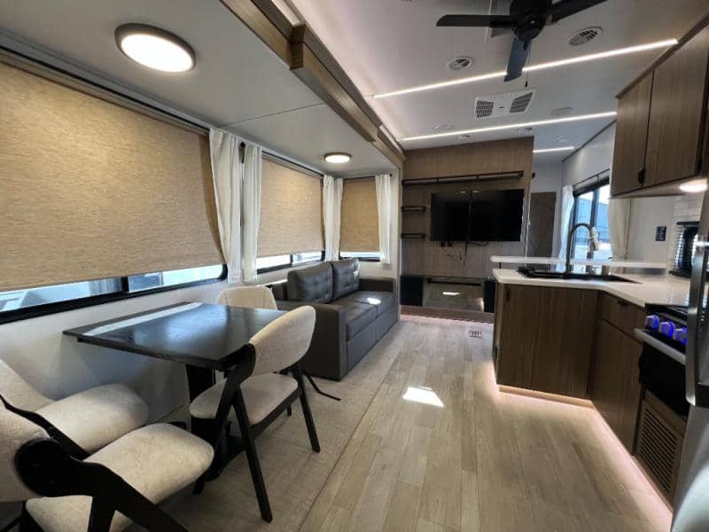 2025 Forest River 2025 Forest River Forest River Salem - thumbnail 11