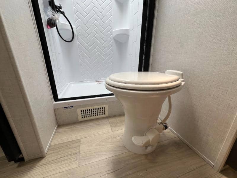 2025 Forest River 2025 Forest River Surveyor Legend - thumbnail 24